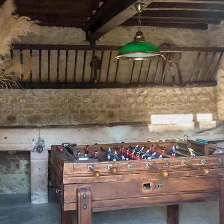 La Cour Souveraine - D'hotes Le Cap Mosles