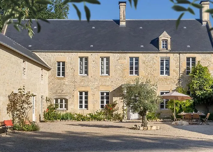 Bed & Breakfast La Cour Souveraine - D'hotes Le Cap 3*