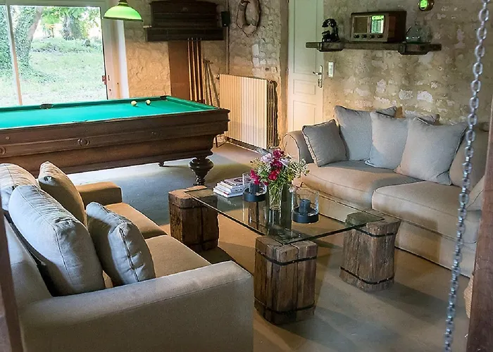 Bed & Breakfast La Cour Souveraine - D'hotes Le Cap Mosles