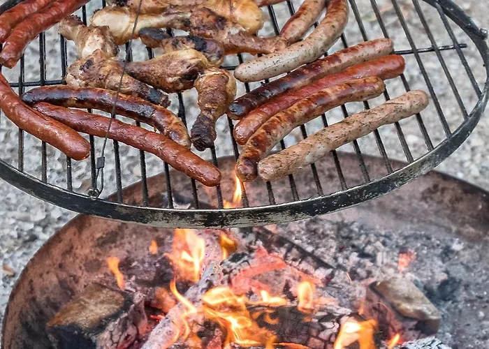 La Cour Souveraine - D'hotes Le Cap Bed & Breakfast 3*