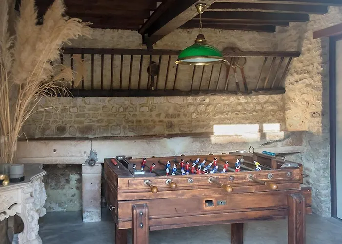 La Cour Souveraine - D'hotes Le Cap Mosles